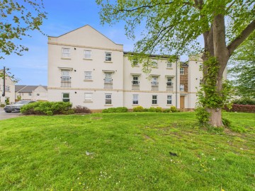 image of 14 Oak Leaze, Patchway