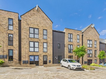 image of 78 Old Pump House Close , 